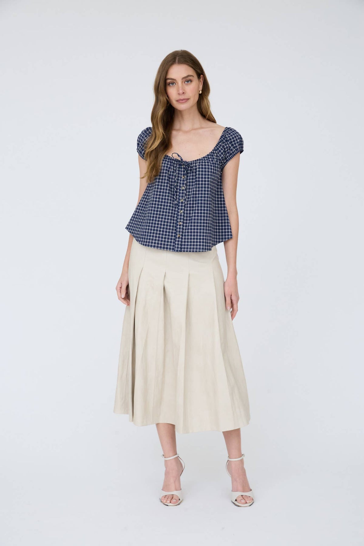 PLAID FRONT TIE BUTTON DOWN SHORT SLEEVE TOP | B053
