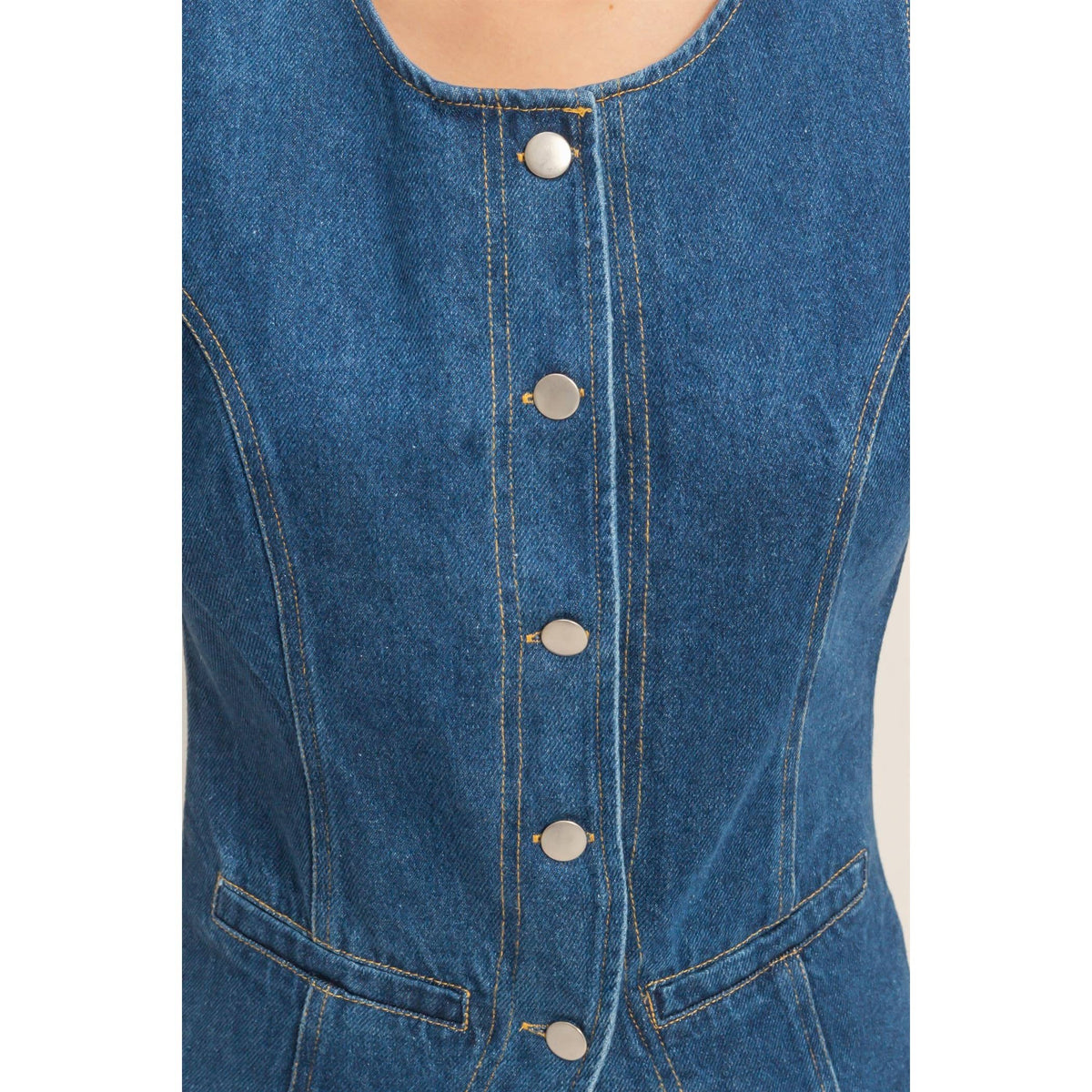Button-Front Sleeveless Denim Vest | B038