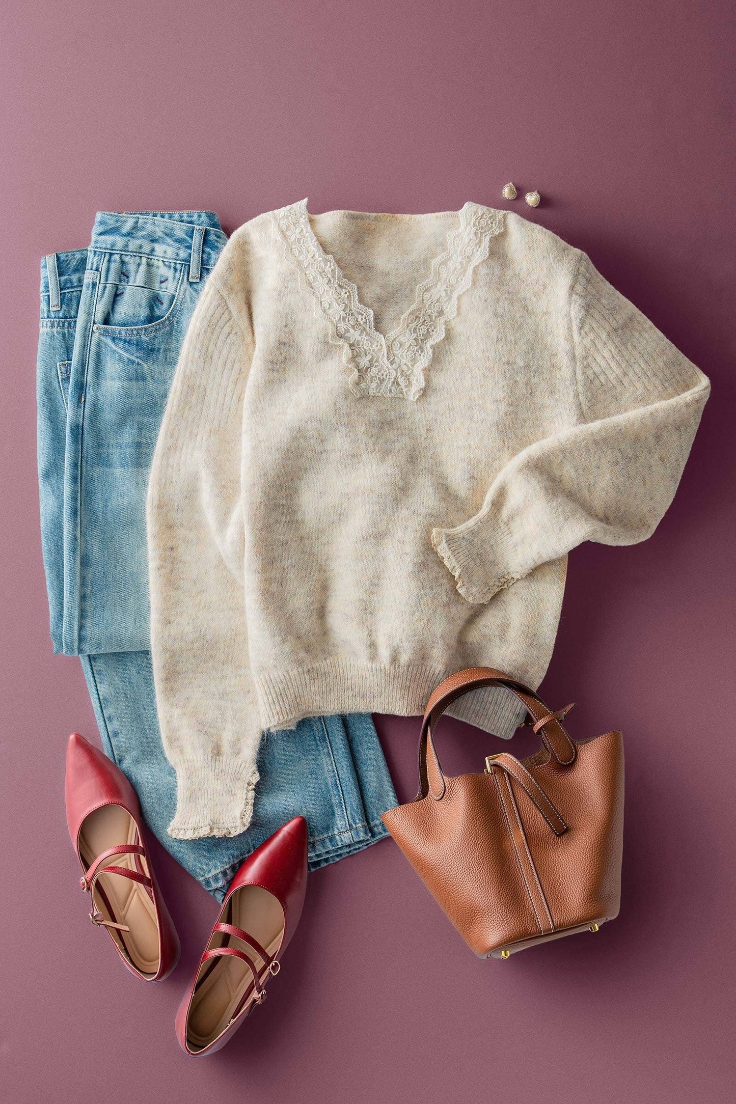 Lace Trim V-Neck Heathered Knit Sweater | S001