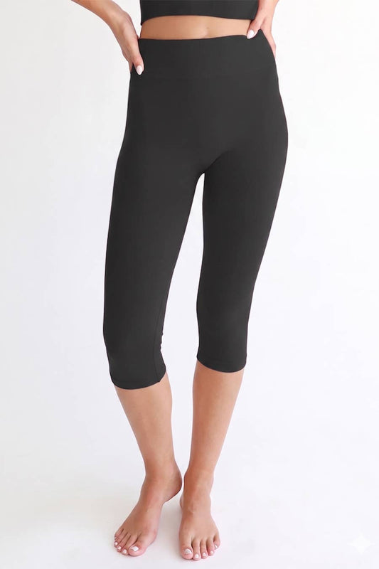 Signature Capri Leggings | P010