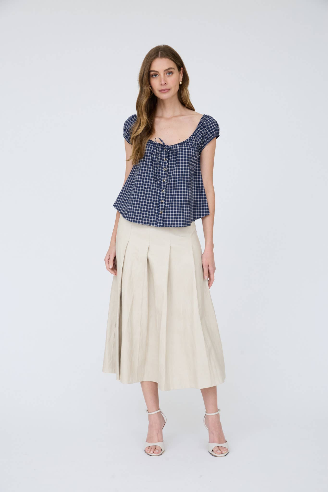 PLAID FRONT TIE BUTTON DOWN SHORT SLEEVE TOP | B053