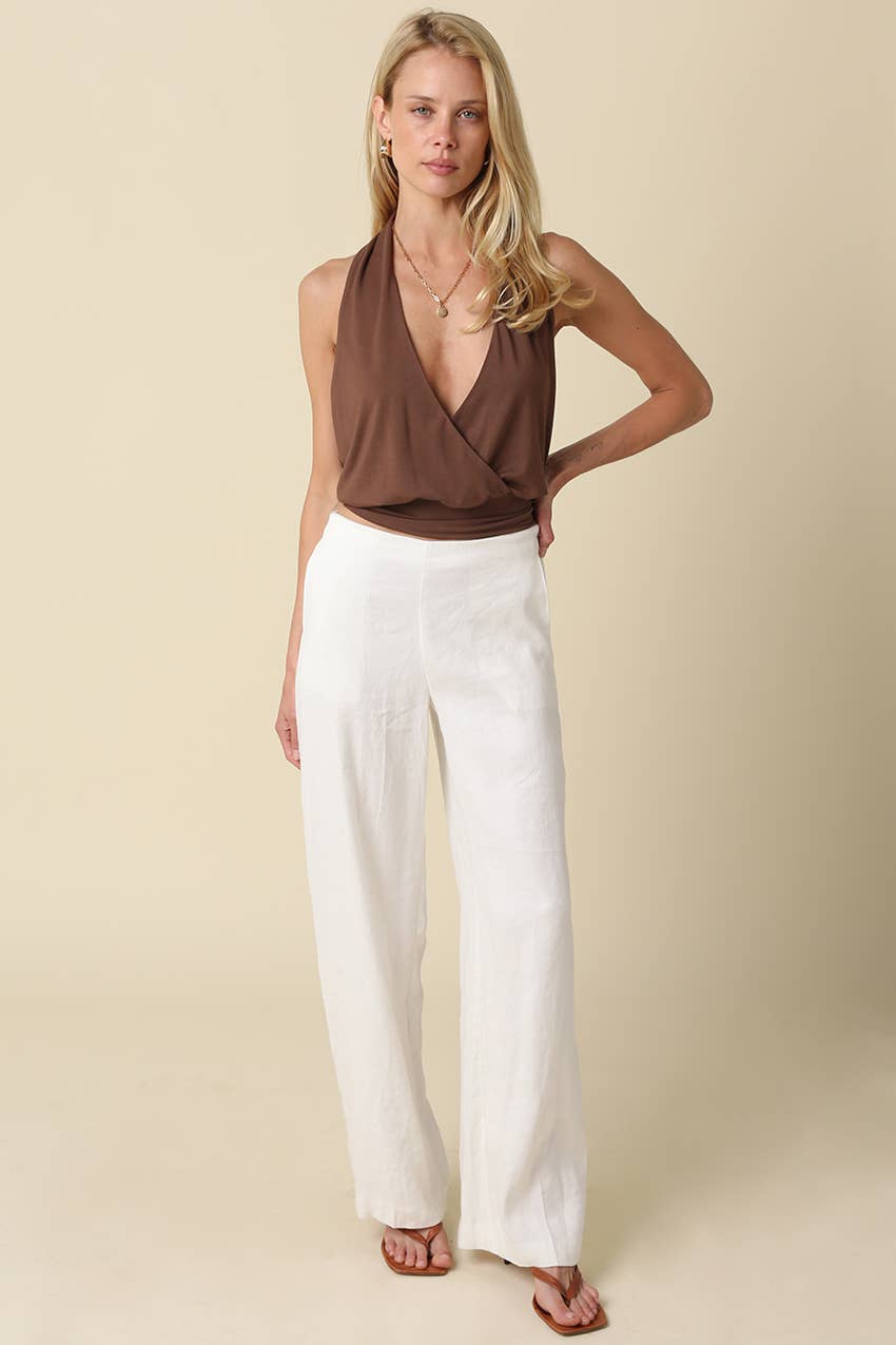 Isabel Halter Crop Knit Top | B036