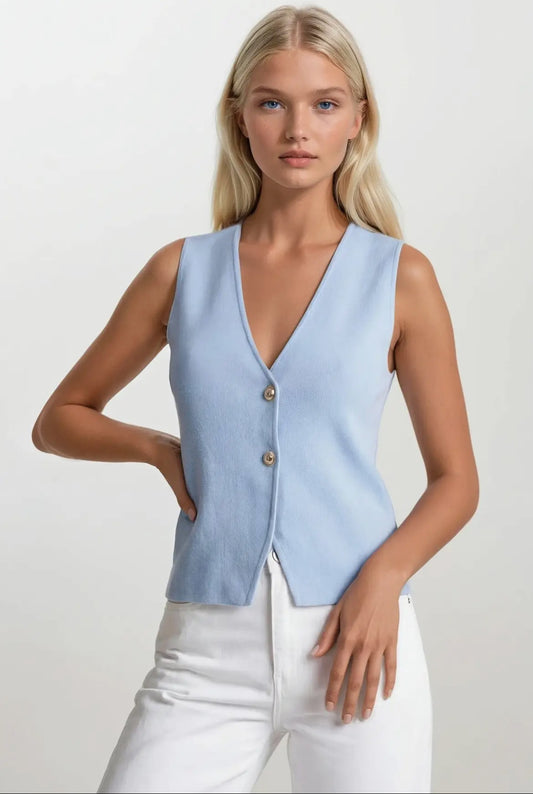 Fine Knit Buttoned Sleeveless
Top | B008
