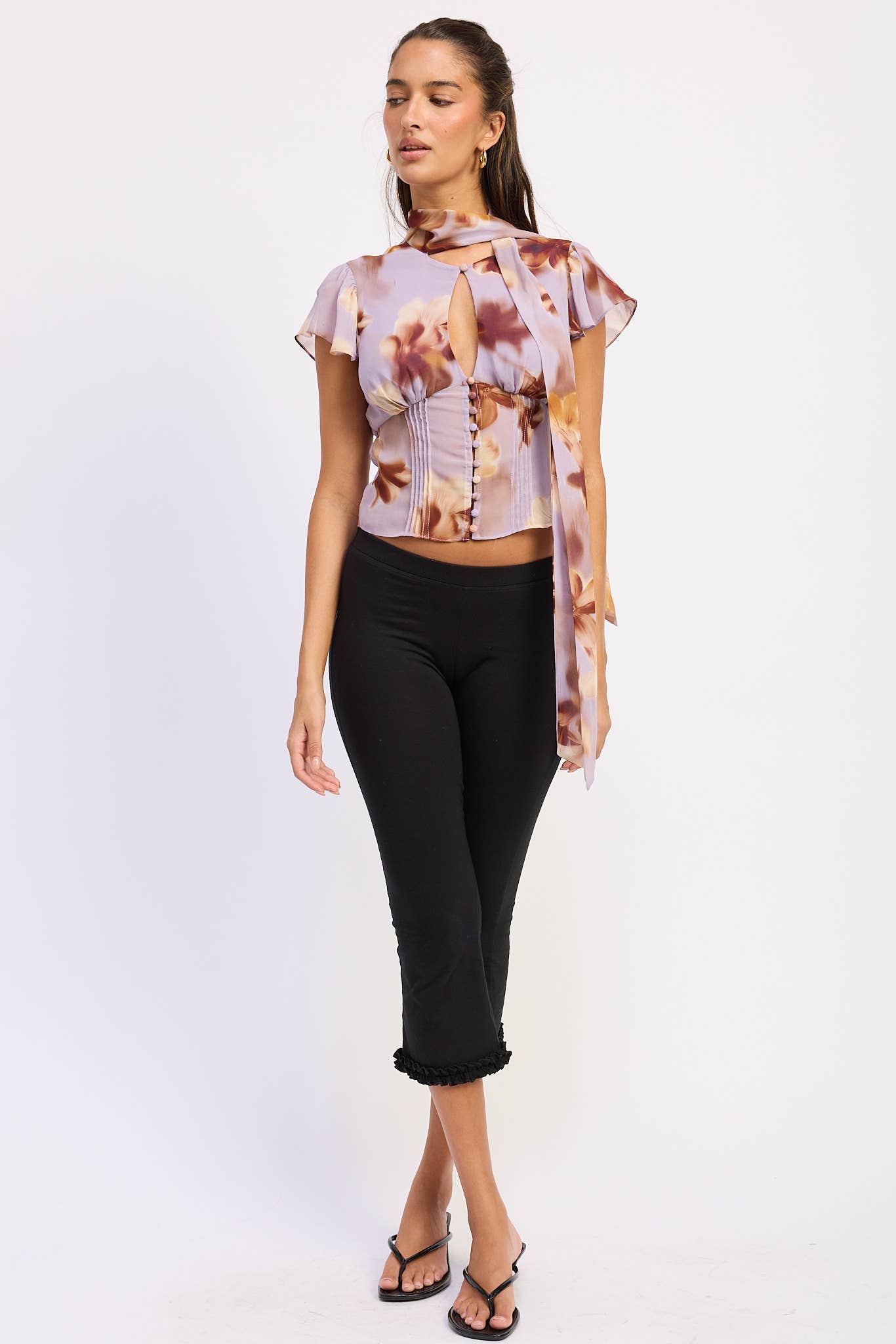 FLUTTER SLEEVE BUTTON FRONT SCARF BLOUSE | B060