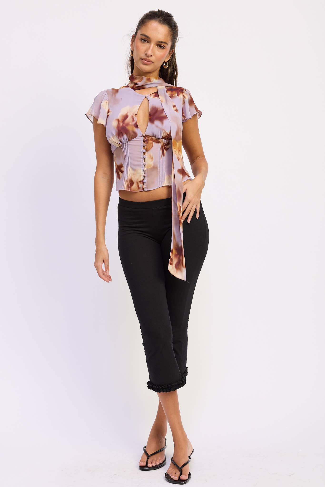 FLUTTER SLEEVE BUTTON FRONT SCARF BLOUSE | B060