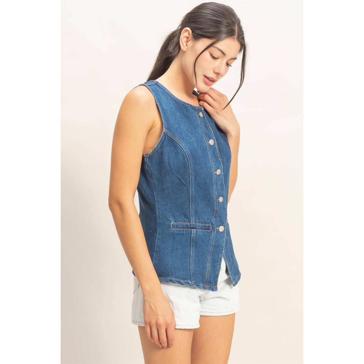 Button-Front Sleeveless Denim Vest | B038